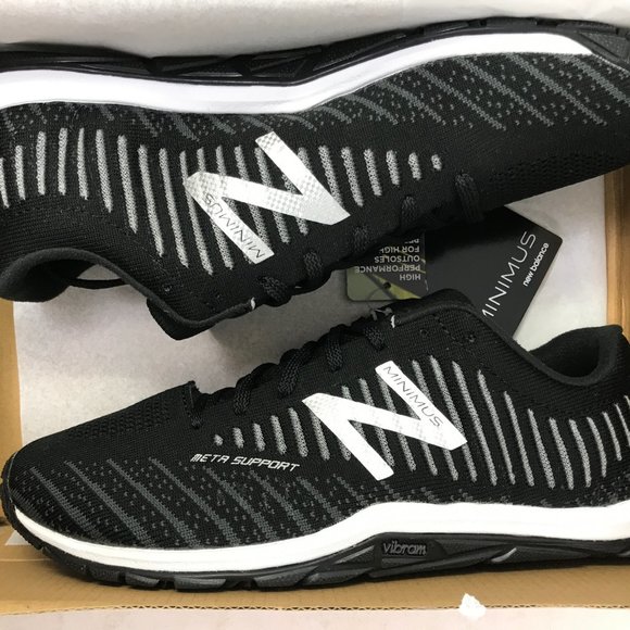 New Balance Mens Minimus 2 V7 Cross 